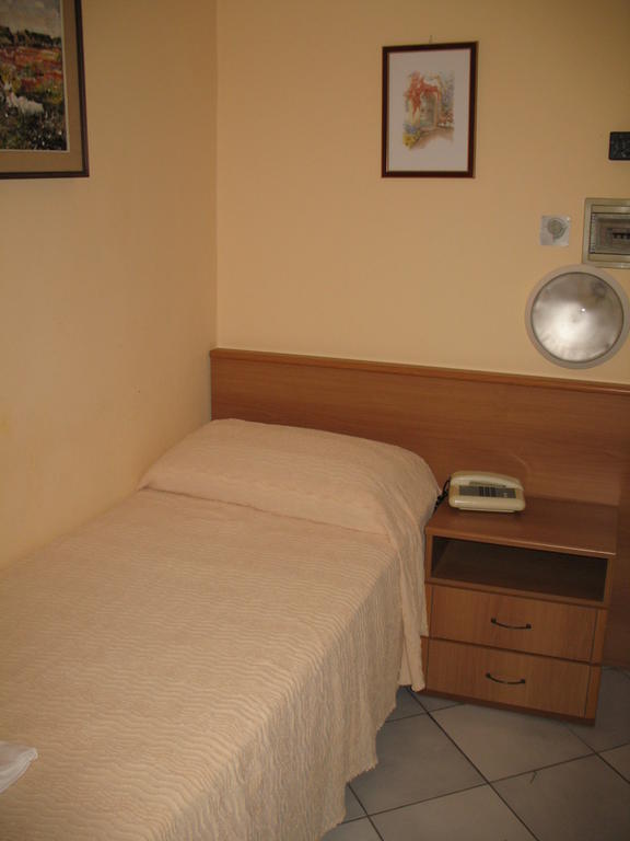 Albergo Paradiso Montecatini Terme Bilik gambar